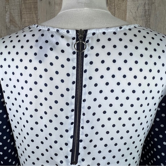 Coco Bianco XL Navy Blue Top with White Polka Dots & High Low Ducktail B… - Picture 12 of 12